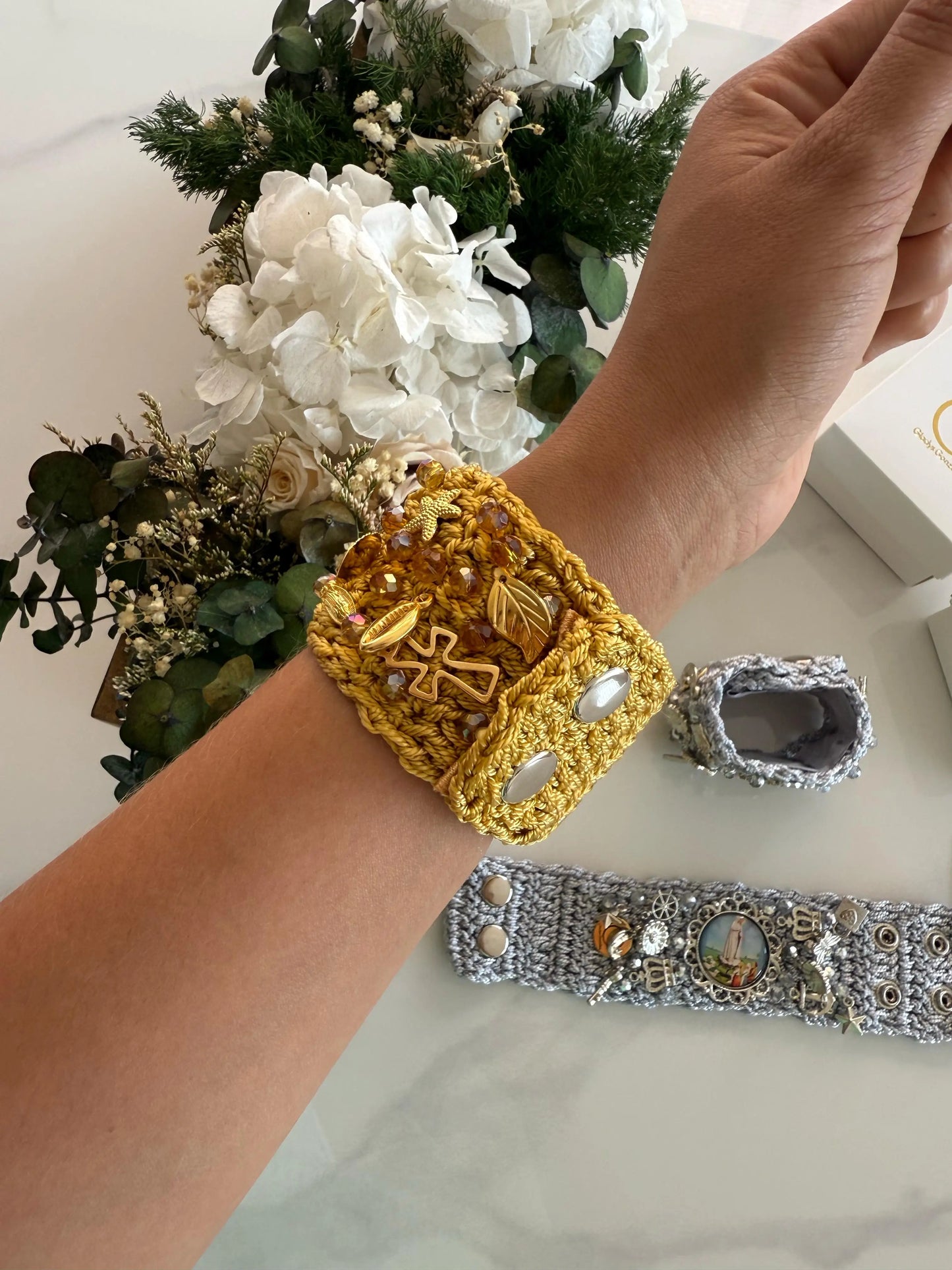 Brazalete Virgen Fatima Dorado