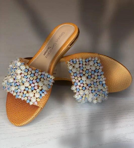 Sandalia artesanal con perlas  - Mar Azul