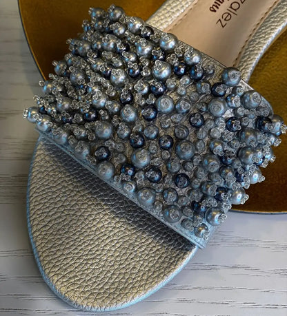 Sandalia artesanal con perlas -Medusa